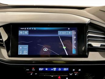 Audi Q4 e-tron 40 S line Auto 5dr 82kWh