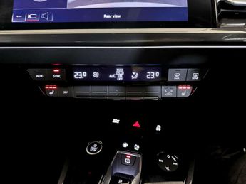 Audi Q4 e-tron 40 S line Auto 5dr 82kWh