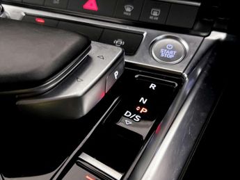 Audi e-tron 50 Technik SUV 5dr Electric Auto quattro 71.2kWh (313 ps)