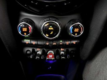 MINI Hatch 1.5 Cooper Classic Euro 6 (s/s) 3dr