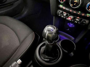 MINI Hatch 1.5 Cooper Classic Euro 6 (s/s) 3dr