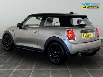 MINI Hatch 1.5 Cooper Classic Euro 6 (s/s) 3dr