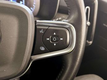 Volvo XC40 1.5h T5 Twin Engine Recharge 10.7kWh Inscription Pro SUV 5dr Pet