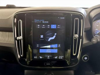 Volvo XC40 1.5h T5 Twin Engine Recharge 10.7kWh Inscription Pro SUV 5dr Pet