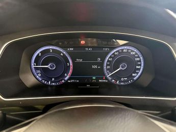 Volkswagen Tiguan 2.0 TDI BlueMotion Tech SEL SUV 5dr Diesel DSG 4Motion Euro 6 (s