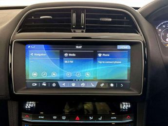 Jaguar F-PACE 2.0 D180 Portfolio Auto AWD Euro 6 (s/s) 5dr