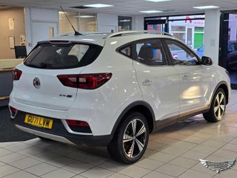 MG MG ZS 44.5kWh Exclusive Auto 5dr