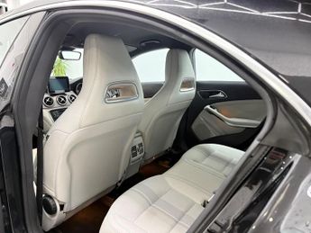 Mercedes-Benz CLA 1.6 CLA180 Sport Coupe 7G-DCT Euro 6 (s/s) 4dr