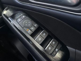 Nissan Qashqai Tekna Dig-T Mhev Cvt