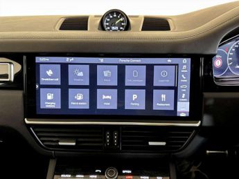 Porsche Cayenne 4.0 V8 E-Hybrid 14.1kWh Turbo S TiptronicS 4WD Euro 6 (s/s) 5dr