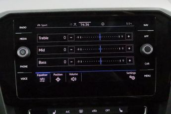 Volkswagen Passat 1.5 TSI EVO SEL DSG Euro 6 (s/s) 5dr