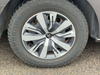 Toyota PROACE Verso 1.5D Shuttle Medium MPV MWB Euro 6 (s/s) 5dr (9 Seat)