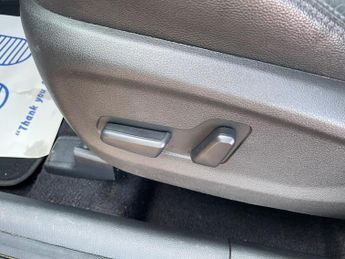 Hyundai TUCSON 1.7 CRDi Blue Drive Premium SE DCT Euro 6 (s/s) 5dr