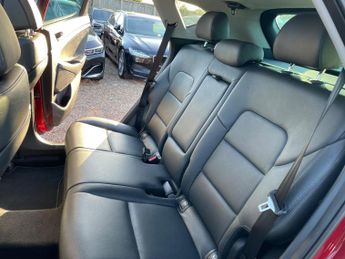 Hyundai TUCSON 1.7 CRDi Blue Drive Premium SE DCT Euro 6 (s/s) 5dr