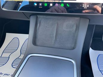 Tesla Model 3 Standard Range Plus Auto RWD 4dr