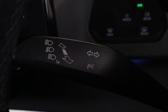Volkswagen ID.3 Pro 58kWh Life Auto 5dr