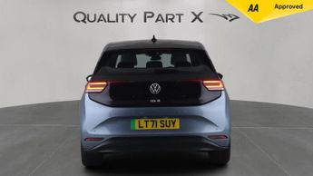 Volkswagen ID.3 Pro 58kWh Life Auto 5dr