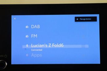 Toyota Corolla 1.8 VVT-h Design Touring Sports CVT Euro 6 (s/s) 5dr