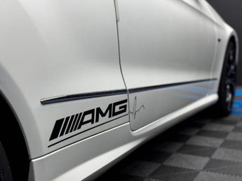 Mercedes-Benz E Class 3.0 E350 CDI V6 BlueEfficiency Sport Cabriolet G-Tronic Euro 5 2