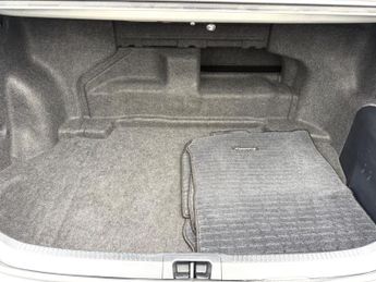 Toyota Camry 2.5 G-Package Petrol/Hybrid Saloon 4dr