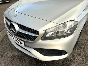 Mercedes-Benz A Class 2.1 A200d AMG Line 7G-DCT Euro 6 (s/s) 5dr