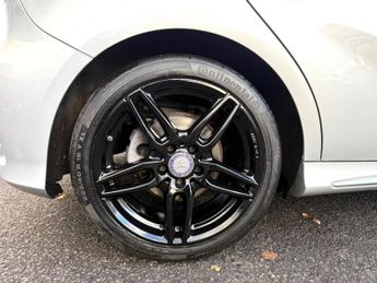 Mercedes-Benz A Class 2.1 A200d AMG Line 7G-DCT Euro 6 (s/s) 5dr