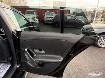 Mercedes-Benz CLA 2.0 CLA250 AMG Line (Premium Plus 2) Shooting Brake 7G-DCT Euro 