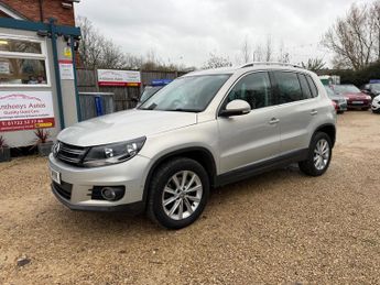 Volkswagen Tiguan 2.0 TSI SE DSG 4WD Euro 5 5dr