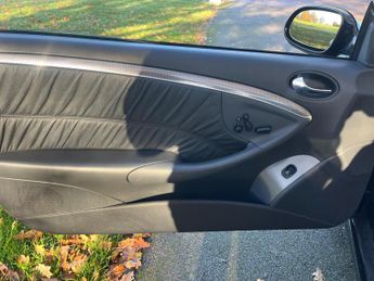 Mercedes-Benz CLK 3.2 CLK320 Avantgarde Cabriolet 2dr