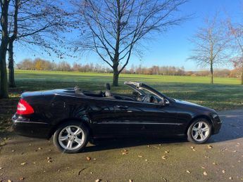 Mercedes-Benz CLK 3.2 CLK320 Avantgarde Cabriolet 2dr