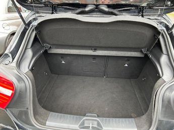 Mercedes-Benz A Class 2.1 A220 CDI BlueEfficiency AMG Sport 7G-DCT Euro 6 (s/s) 5dr