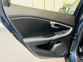 Volvo V40 Cross Country 1.6 D2 Lux Powershift Euro 5 (s/s) 5dr