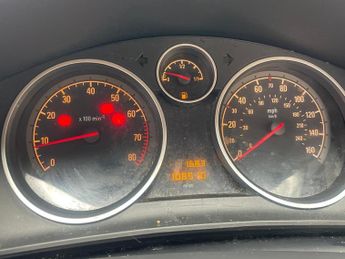 Vauxhall Astra 1.8i Sport Twin Top 2dr