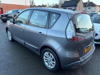 Renault Scenic 1.5 dCi Dynamique TomTom EDC Euro 5 5dr