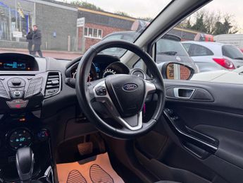 Ford Fiesta 1.6 Zetec Powershift Euro 5 5dr