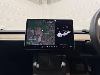 Tesla Model 3 Standard Range Plus Auto RWD 4dr