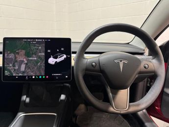 Tesla Model 3 Standard Range Plus Auto RWD 4dr