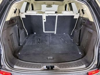 Land Rover Discovery Sport 2.0 Si4 HSE Luxury SUV 5dr Petrol Auto 4WD Euro 6 (s/s) (240 ps)