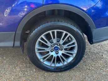 Ford Kuga 2.0 TDCi Titanium Powershift AWD Euro 5 5dr