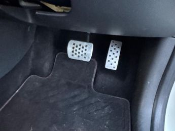 Renault Clio 1.6 TCe Renaultsport Nav Trophy Auto Euro 6 (s/s) 5dr