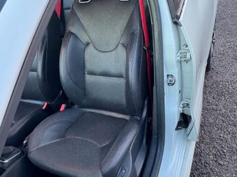 Renault Clio 1.6 TCe Renaultsport Nav Trophy Auto Euro 6 (s/s) 5dr