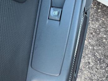 Renault Clio 1.6 TCe Renaultsport Nav Trophy Auto Euro 6 (s/s) 5dr