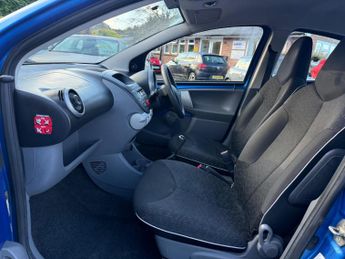 Peugeot 107 1.0 12V Urban Euro 5 5dr