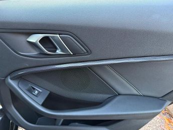 BMW 1 Series 2.0 118d Sport Auto Euro 6 (s/s) 5dr