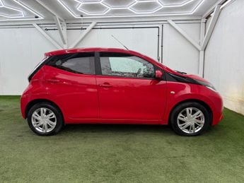 Toyota AYGO 1.0 VVT-i x-pression Euro 6 5dr