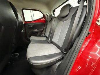 Toyota AYGO 1.0 VVT-i x-pression Euro 6 5dr