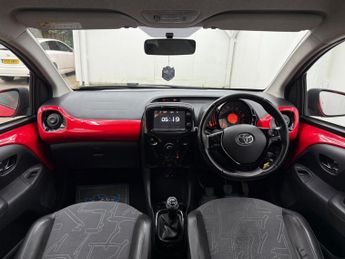 Toyota AYGO 1.0 VVT-i x-pression Euro 6 5dr