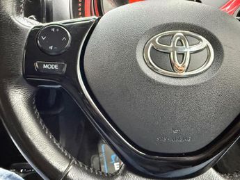 Toyota AYGO 1.0 VVT-i x-pression Euro 6 5dr
