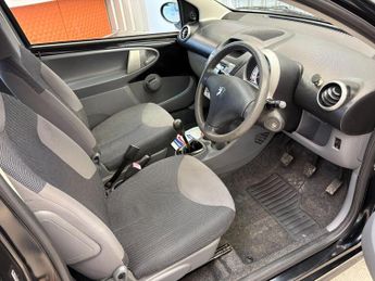 Peugeot 107 1.0 12V Urban Euro 4 3dr