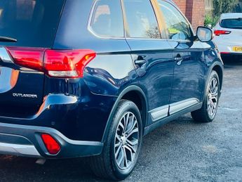 Mitsubishi Outlander 2.2 DI-D GX3 Auto 4WD Euro 6 5dr